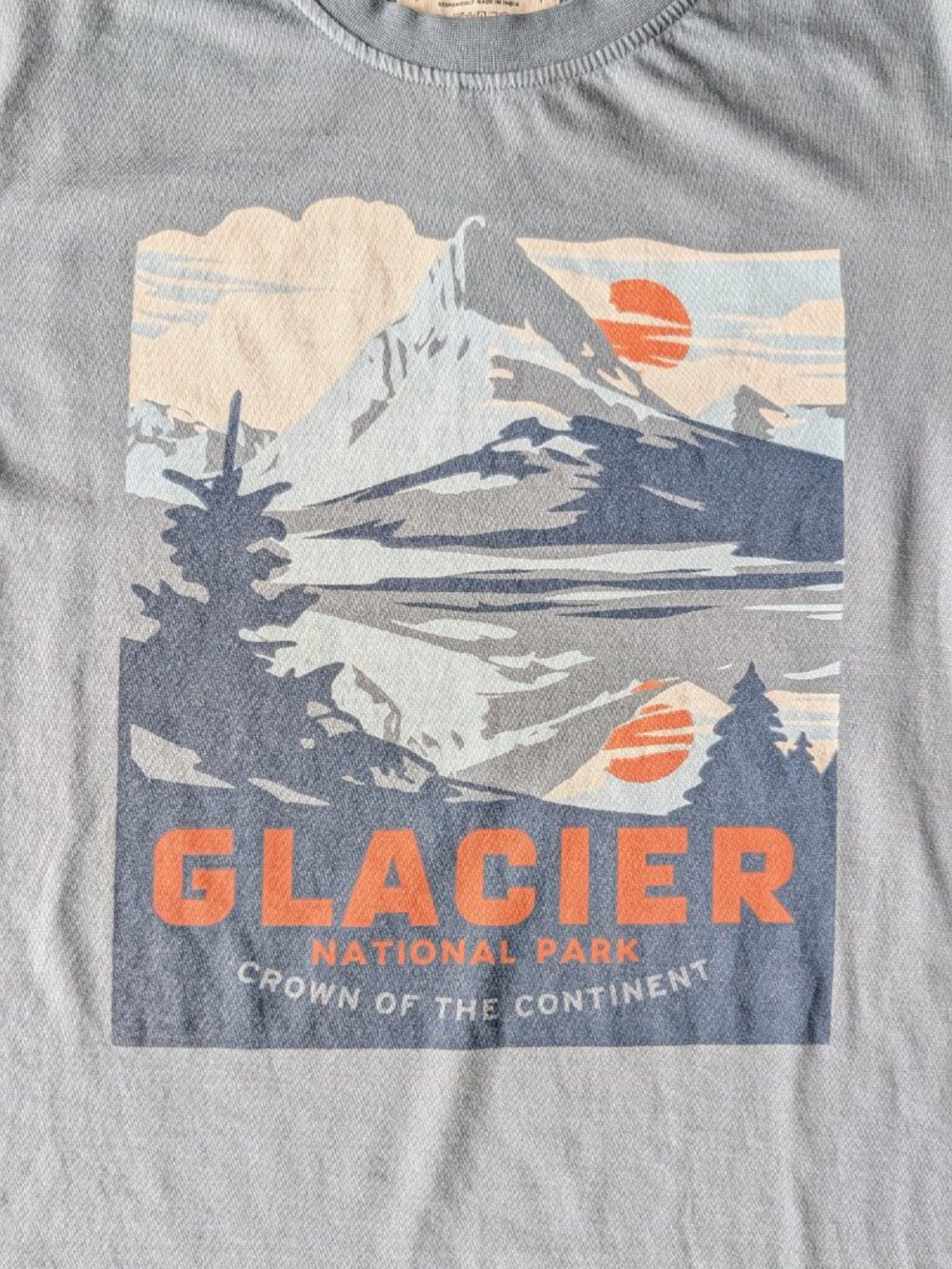 The Landmark Project Glacier National Park Short Sleeve Graphic Tee medium - Picture 2 of 5